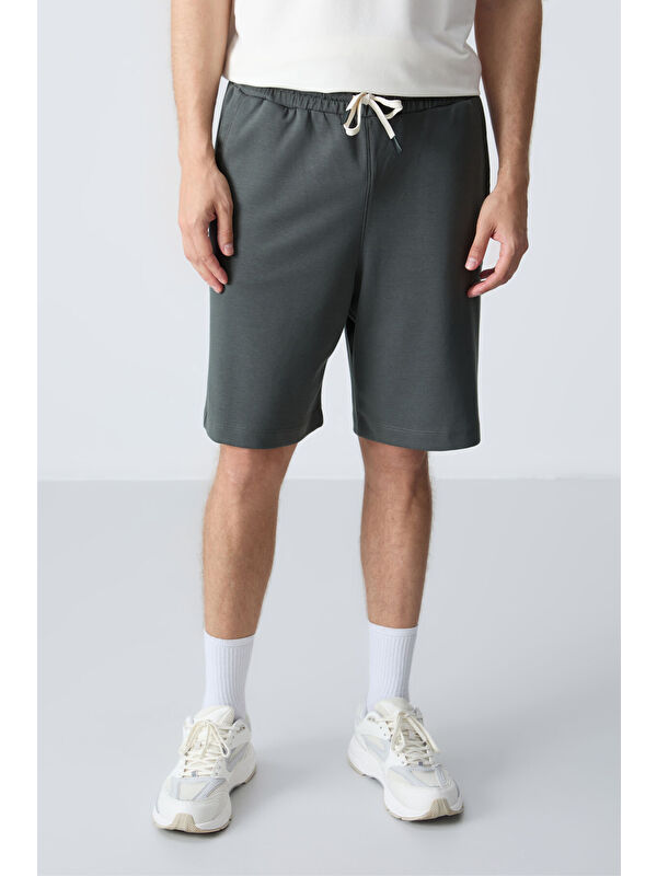 Tommylife Haki Pamuklu Kalın Yumuşak Dokulu Standart Fit Basic Erkek Şort  - 81275