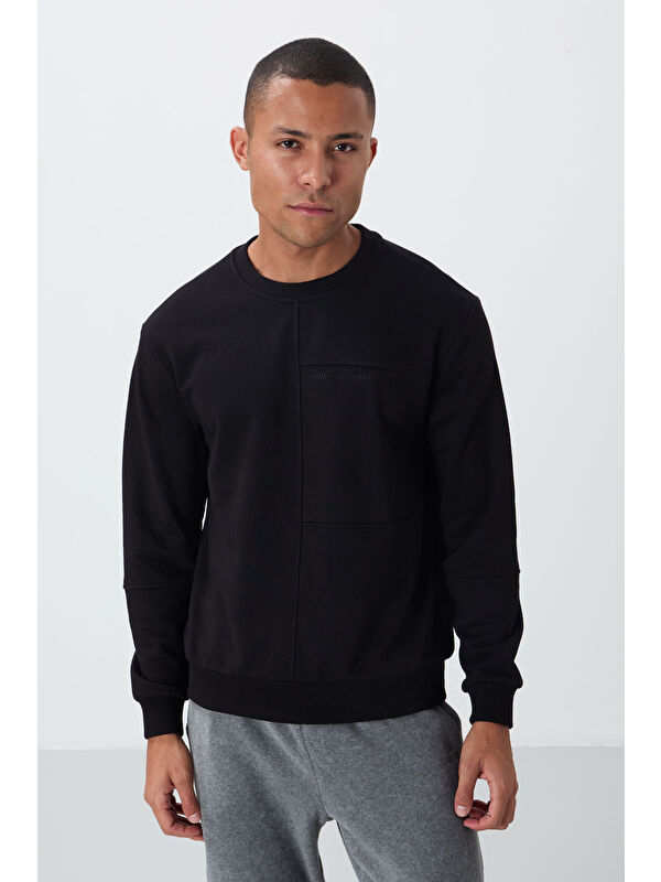 Tommylife Siyah Kompakt Pamuklu Kalın Pürüzsüz Dokulu O Yaka Standart Fit Erkek Sweatshirt -88405