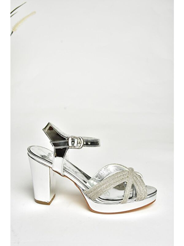 Fox Shoes U2460576 Gümüş Kadın Topuklu Ayakkabı
