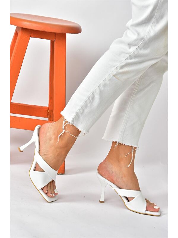 P590033009 Beyaz Kadın Terlik - Görsel 6