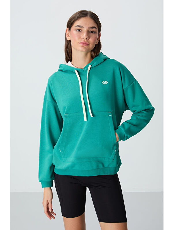 Tommylife Deniz Yeşili Kompakt Pamuklu Kalın Pürüzsüz Dokulu Kapüşonlu Oversize Fit Kadın Sweatshirt   97291