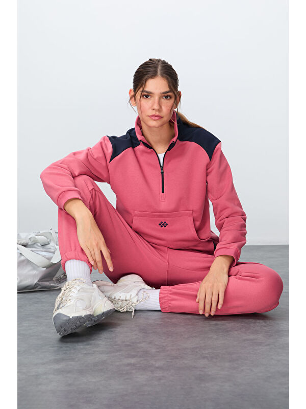 Tommylife Yaban Gülü Kompakt Pamuklu Kalın Pürüzsüz Dokulu Dik Yaka Oversize Fit Kadın Eşofman Takım - 95342