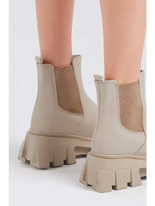 Kadın Krem Cilt Rahat Kalıp Kalın Taban Lastikli Bot - Görsel 7