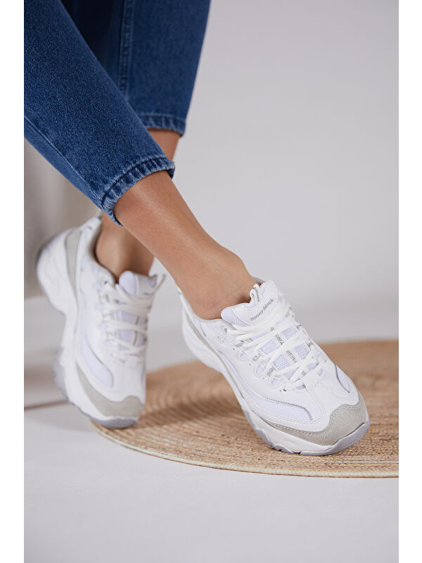 Kadın Beyaz Gri Rahat Kalıp Yüksek Taban Bağcıklı Spor Ayakkabı - Görsel 6