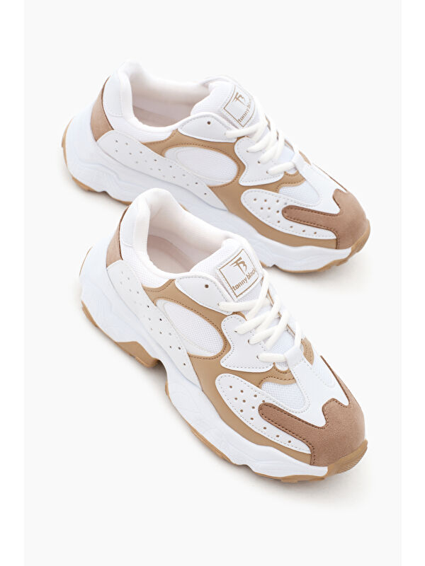 Kadın Beyaz Toprak Rahat Kalıp Yüksek Taban Bağcıklı Spor Ayakkabı - Görsel 3