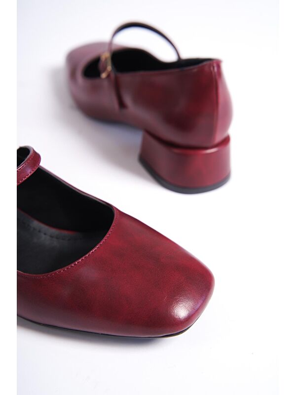 Küt Burunlu Bantlı Alçak Topuk Kadın Ayakkabı - Görsel 6