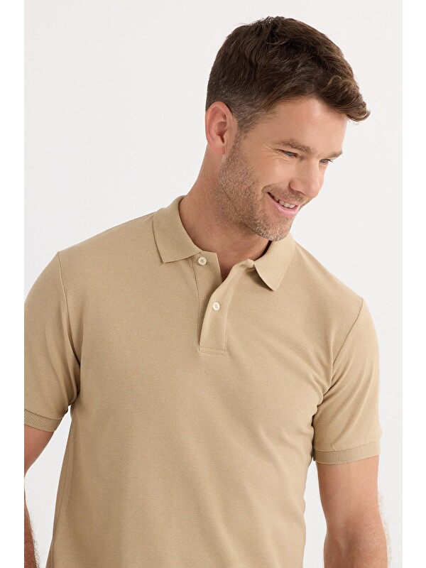 TUDORS Erkek Slim Fit Dar Kesim Pamuklu Yumuşak Dokulu Serin Tutan Kumaş Düz Pike Bej Polo Yaka Tişört