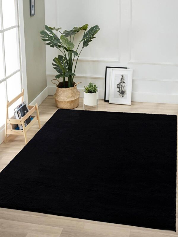 Jassrug Kürk Halı 160x220 Siyah