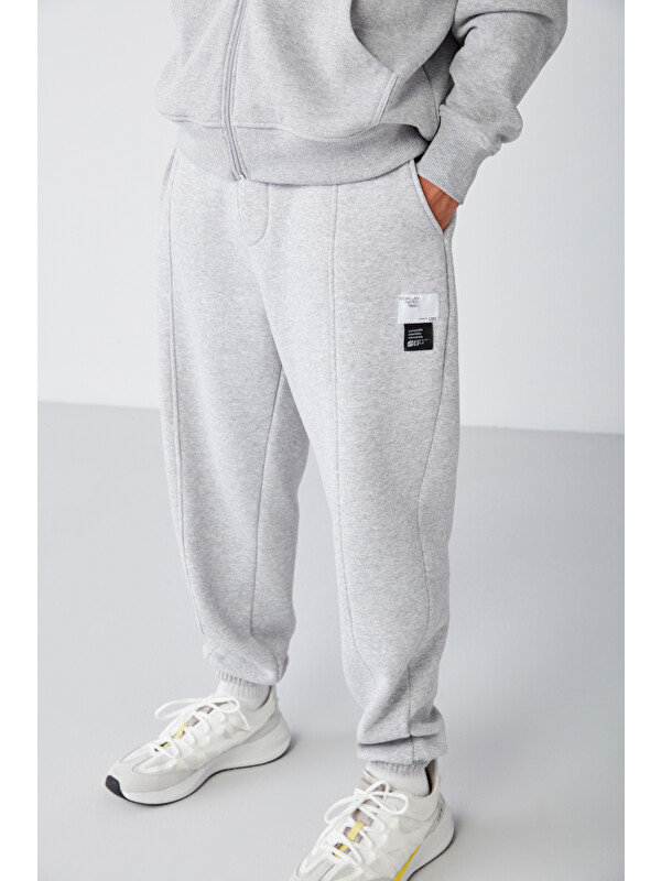 GRIMELANGE ROWAN Erkek Organik Pamuklu Relaxed Fit İçi Polarlı Süs etiketli Jogger GRİ MELANJ Eşofman Altı
