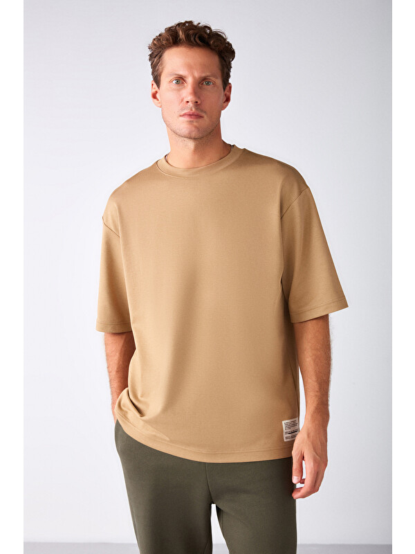 GRIMELANGE JOEL Erkek %100 Organik Pamuklu Kalın Kumaşlı Özel Dokulu Etiket Detaylı Oversize BEJ T-Shirt