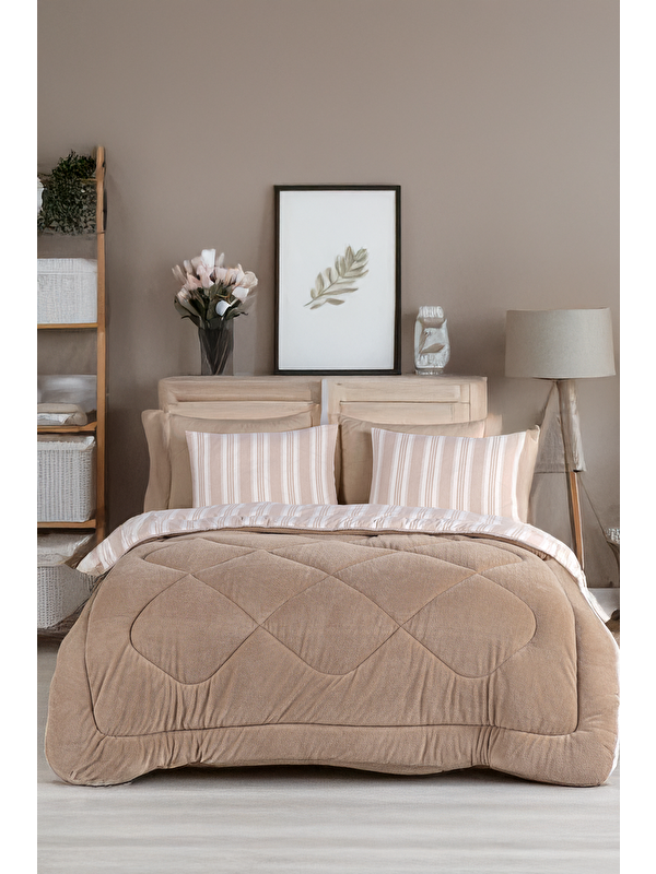 UPSTYLE Wellsoft Yorgan Çift Kişilik Soft Line Bej