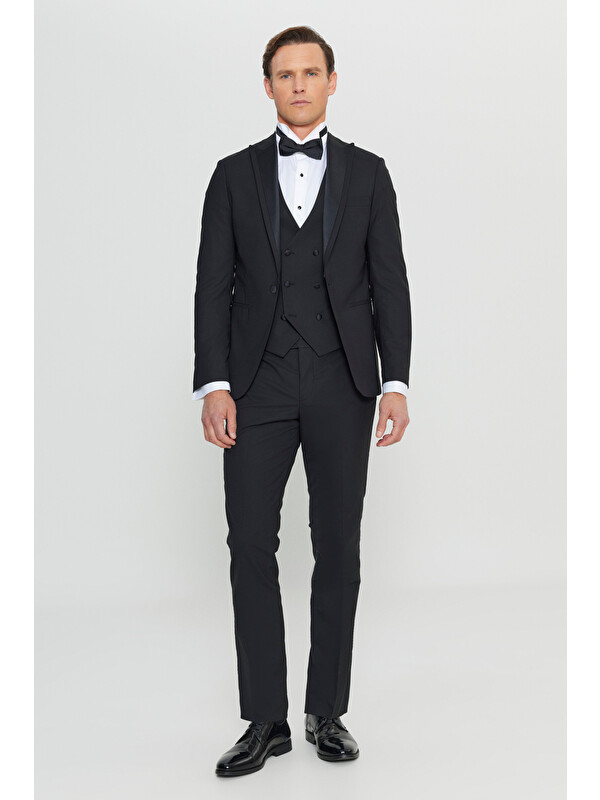 Altınyıldız Classics Erkek Siyah Yünlü Slim Fit Dar Kesim Çıkma Kırlangıç Yaka Cepli Yelekli Damatlık Smokin Takım