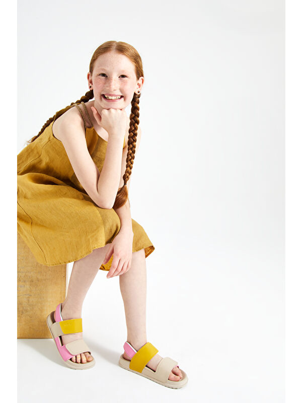 Krixi Hafif Kız Okul Öncesi Bej Sandalet - Görsel 9