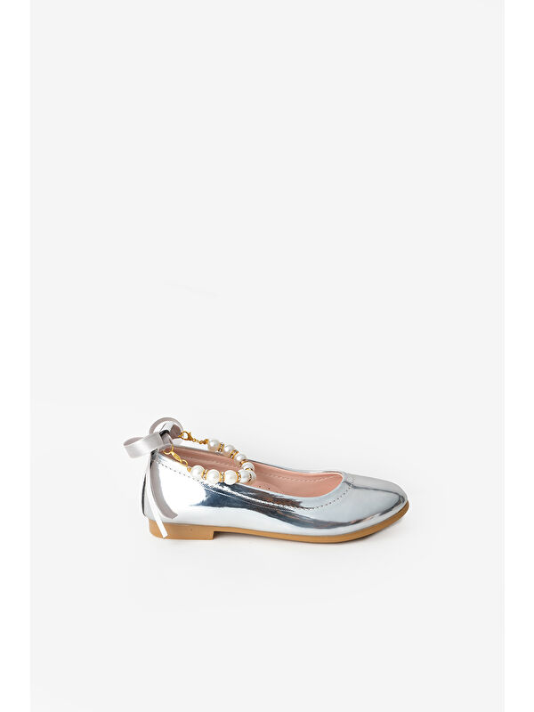 Gümüş İncili Topuğu Fiyonklu Kız Çocuk Ayakkabı - Görsel 3