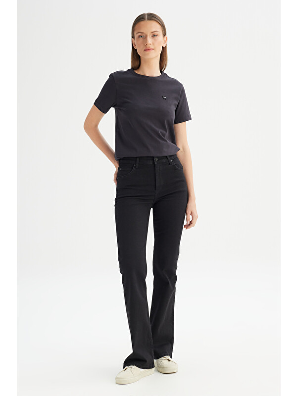 Wrangler Flare Fit Normal Bel Geniş Paça Siyah Esnek Jean Denim Pantolon