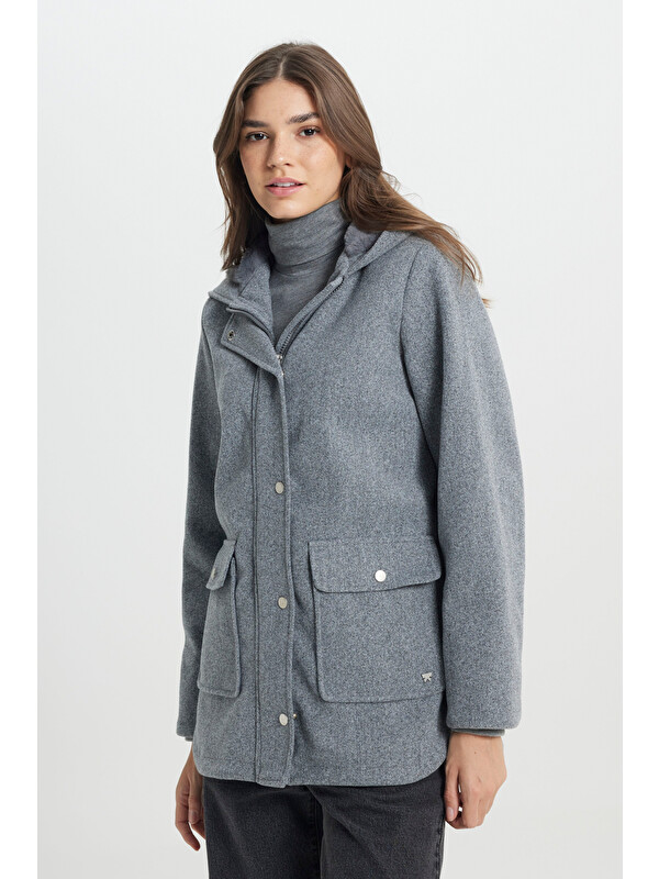 Wrangler Regular Fit Normal Kesim Kapüşonlu Gri Parka Ceket