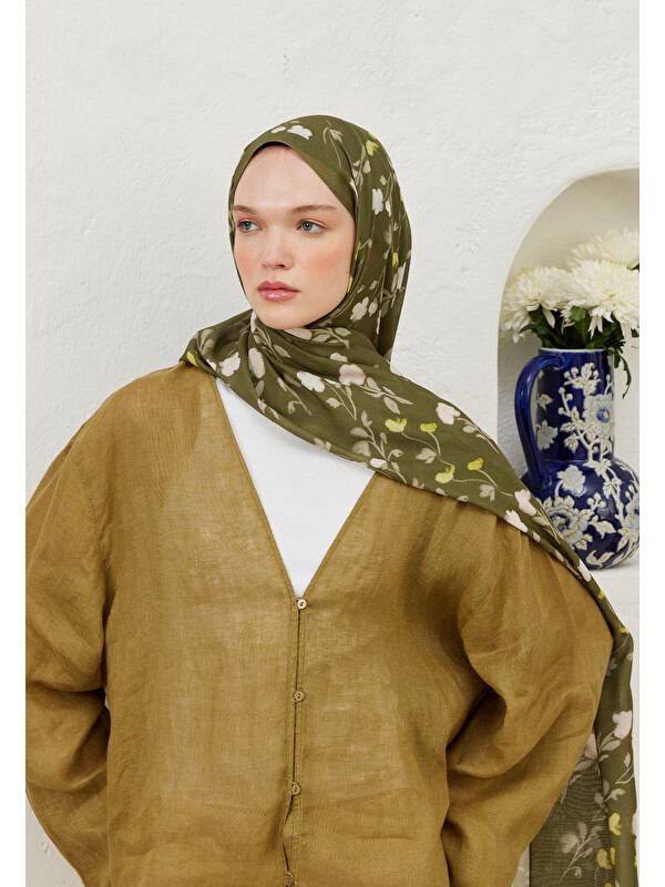 Fresh Scarfs Soft Flowers  Desen Rami Şal Haki