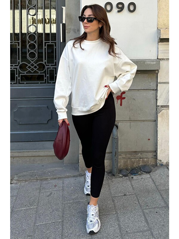 Madmext Ekru Bisiklet Yaka Basic Sweatshirt Mg2185