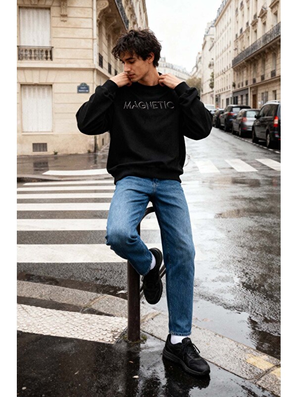 Tommylife Siyah Yazı Nakışlı Bisiklet Yaka Rahat Form Erkek Sweatshirt - 88020