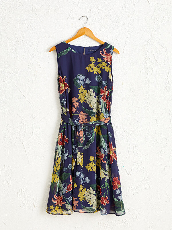 LCWAIKIKI Classic Waistband Floral Chiffon Dress