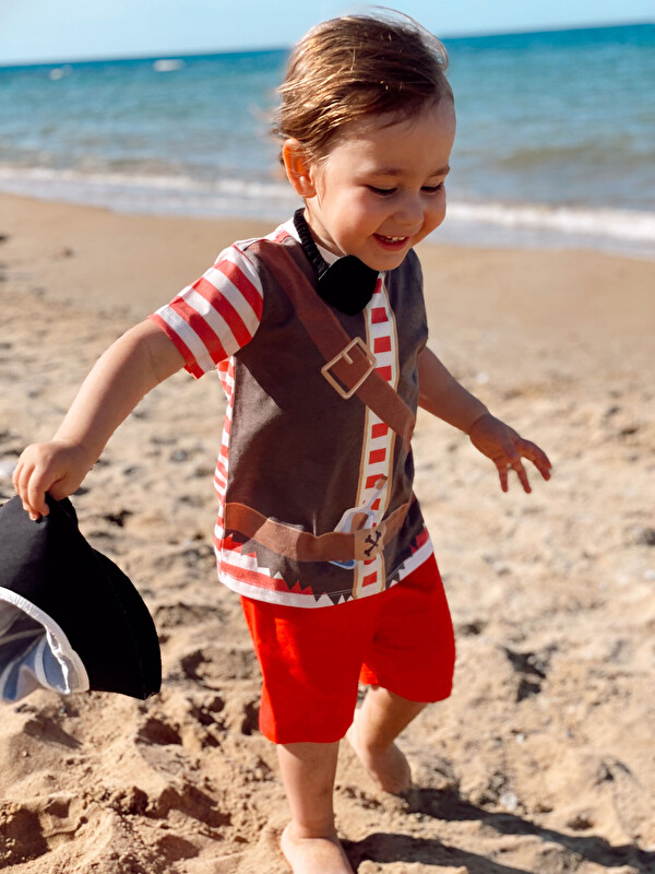 LCW baby Crew Neck Short Sleeve Pirate Printed Baby Boy Costume