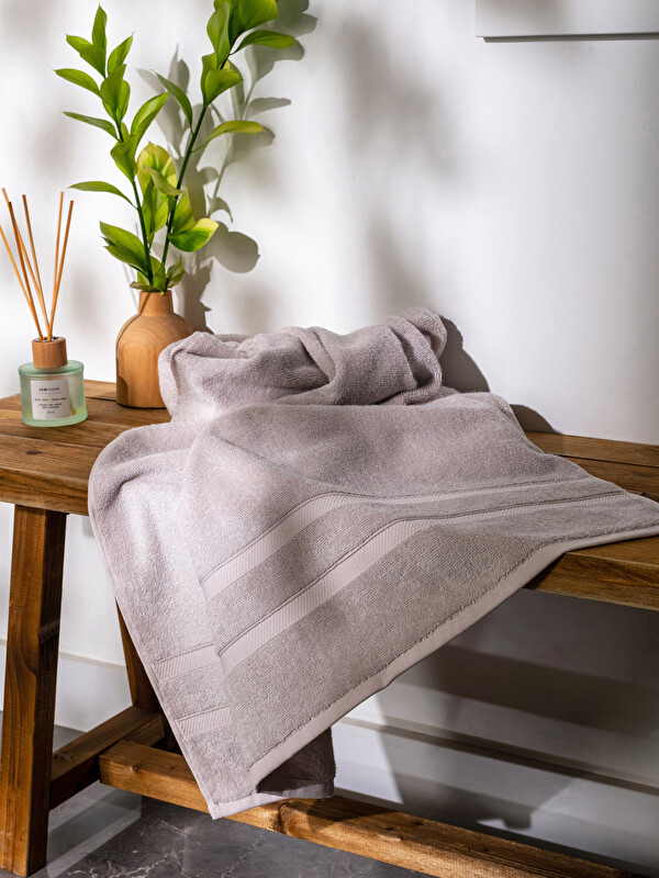 LCW HOME Düz Bambu Banyo Havlusu 70x140 cm