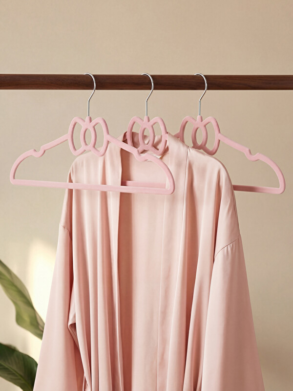 LCW HOME Bow Figured Plastic Hanger 10 Pieces