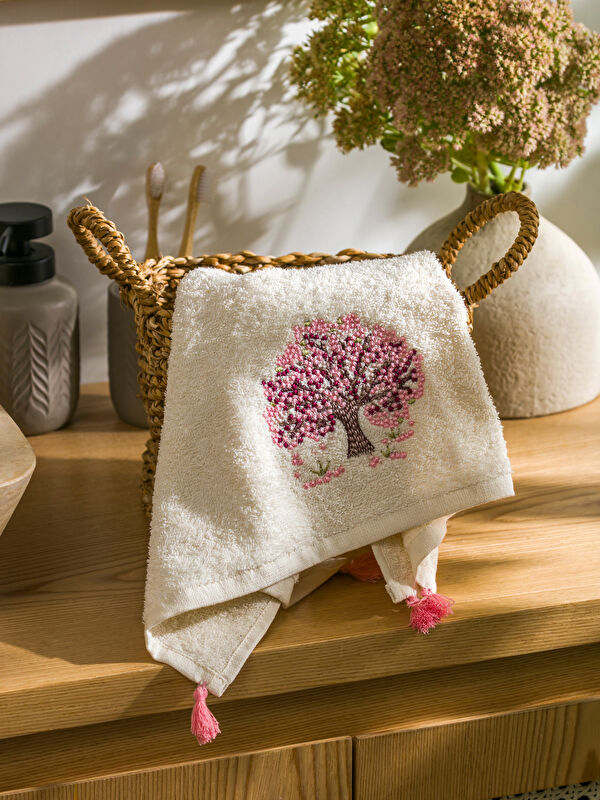 LCW HOME Tree Embroidered Cotton Hand Towel 50x80 cm