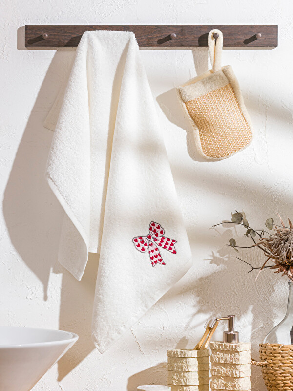 LCW HOME Bow Embroidered Cotton Face Towel 50x80 cm