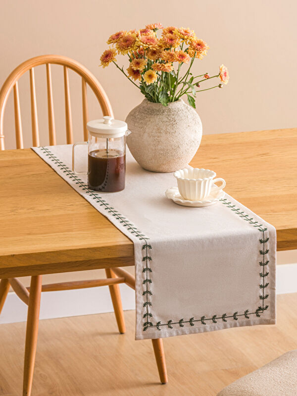 LCW HOME Çiçek Nakışlı Runner 45x150 cm