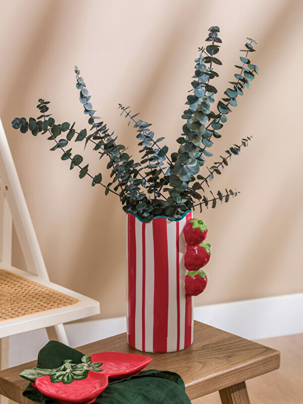 LCW HOME Çilek Desenli Seramik Vazo 23 cm