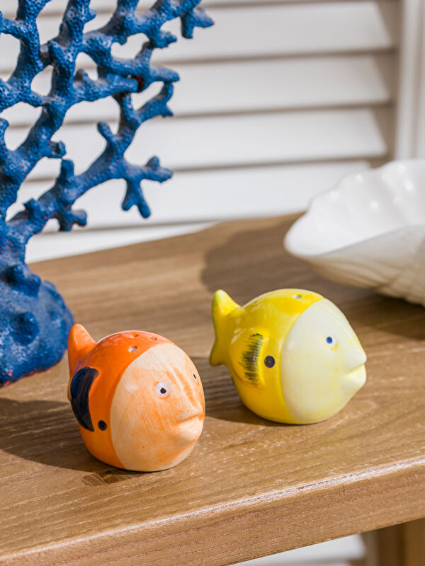 LCW HOME Fish-shaped Ceramic Salt and Pepper Shakers