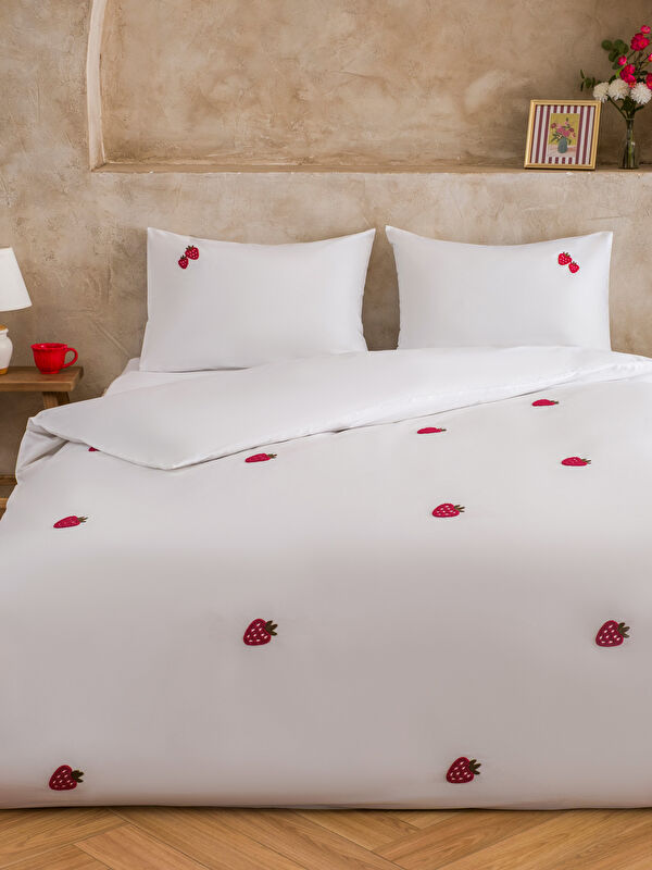 LCW HOME Çilek Baskılı Çift Kişilik Nevresim Seti