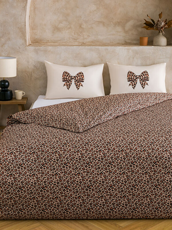 LCW HOME Leopar Desenli Çift Kişilik Nevresim Seti