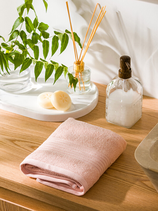 LCW HOME منشفة وجه قطنية سادة 50×80 سم