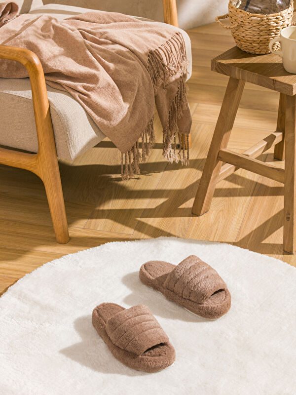 LCW HOME Kadın Pelüş Ev Terliği