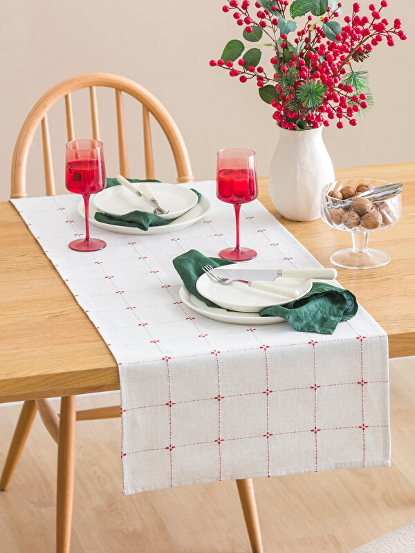 LCW HOME Çizgi Nakışlı Runner 45x150 cm