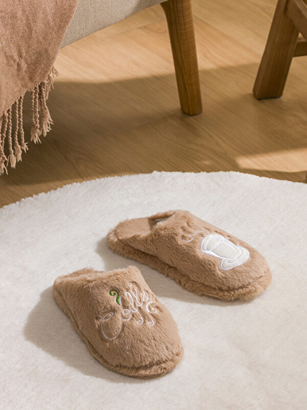 LCW STEPS نعال منزل قطيفة مْطَرّْز نساء