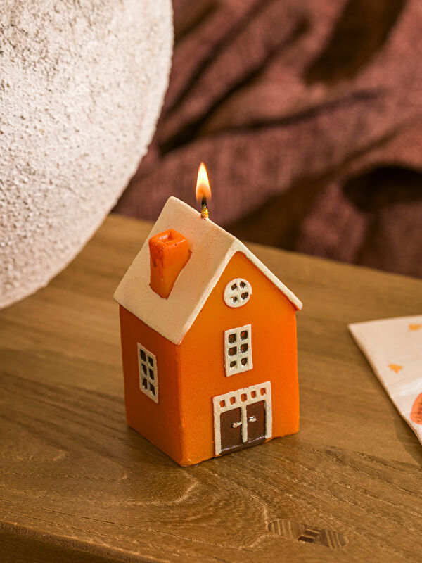 LCW HOME House Figurine Decorative Candle 9 cm