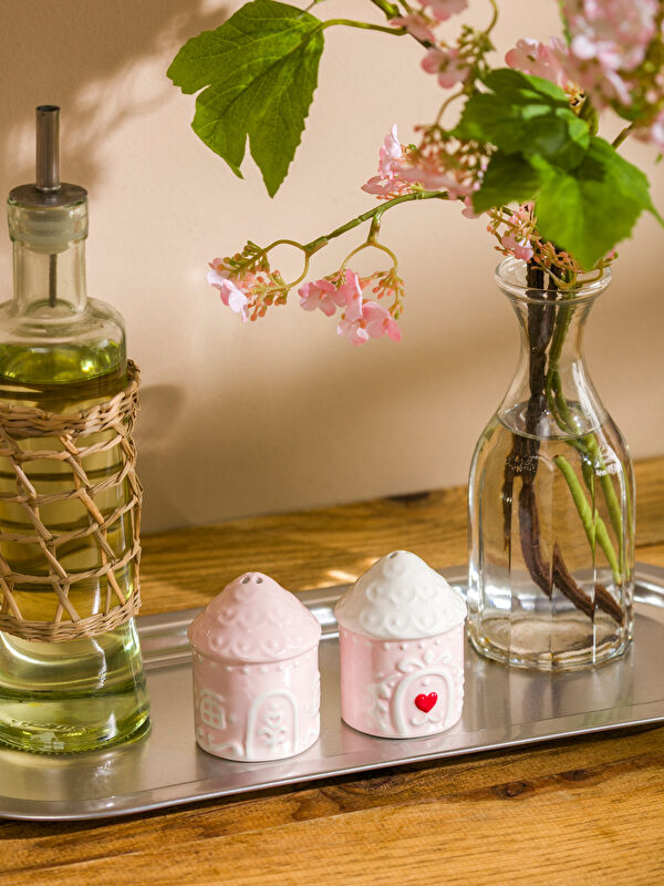 LCW HOME Cookie House Ceramic Salt and Pepper Shakers