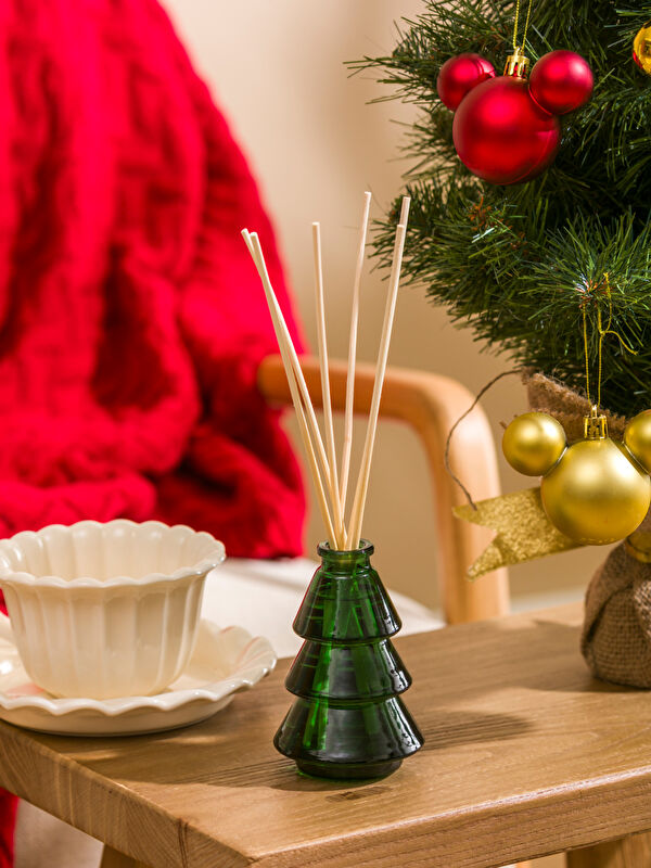 LCW HOME Clove Scented Reed Room Diffuser 90 ml