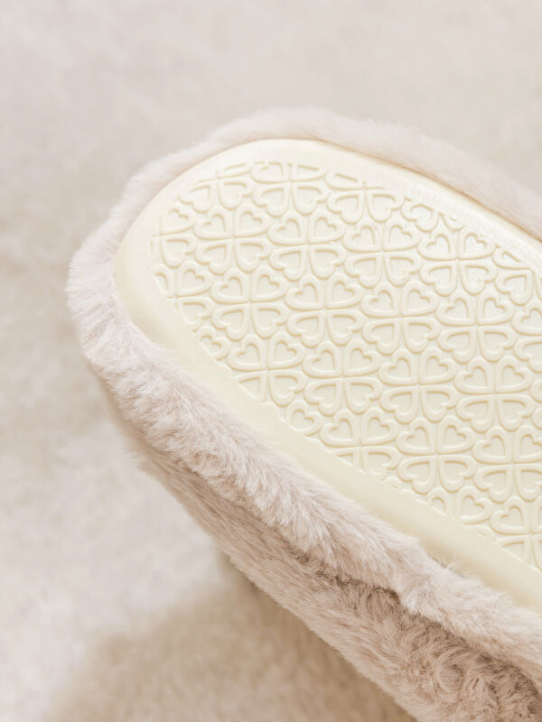 Kadın Pelüş Ev Botu - Görsel 5