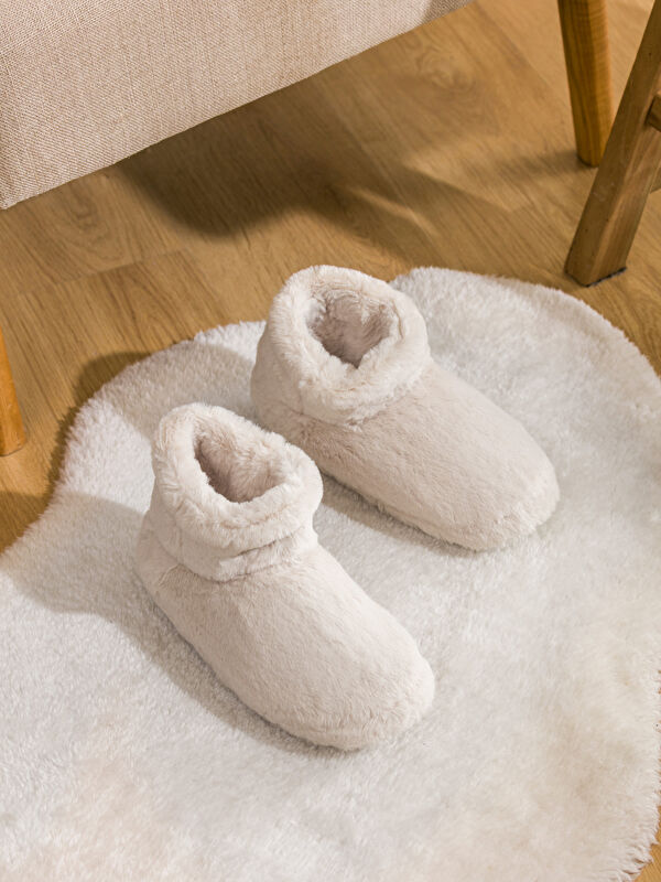 Kadın Pelüş Ev Botu - Görsel 3