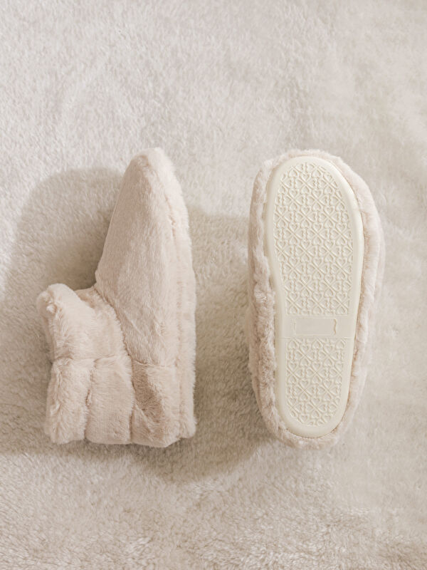 Kadın Pelüş Ev Botu - Görsel 5