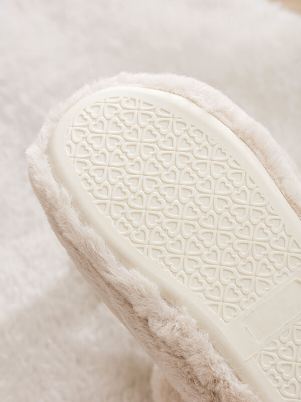 Kadın Pelüş Ev Botu - Görsel 6