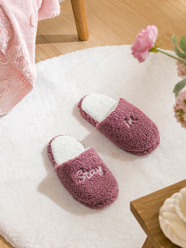LCW STEPS Yazı Nakışlı Kadın Panduf