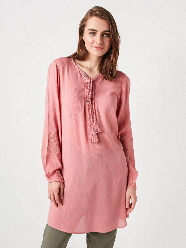 LCWAIKIKI Classic Turtle Neck Straight Long Sleeve Viscose Women's Tunic