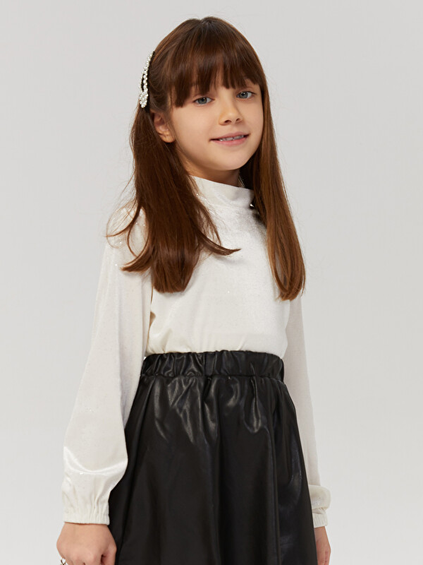 LCW Kids Жартылай биік жағалы негізгі ұзын жеңді барқыт қыздар футболкасы
