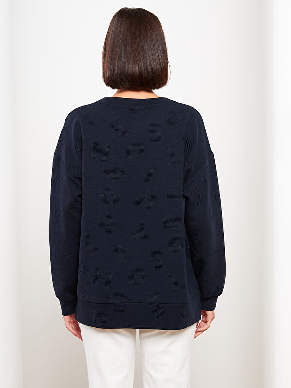 【関税込み】Universal Works ネイビー ロゴプリント フーディ SOUTHBLUE Crew Neck Printed Long Sleeve Women's Sweatshirt