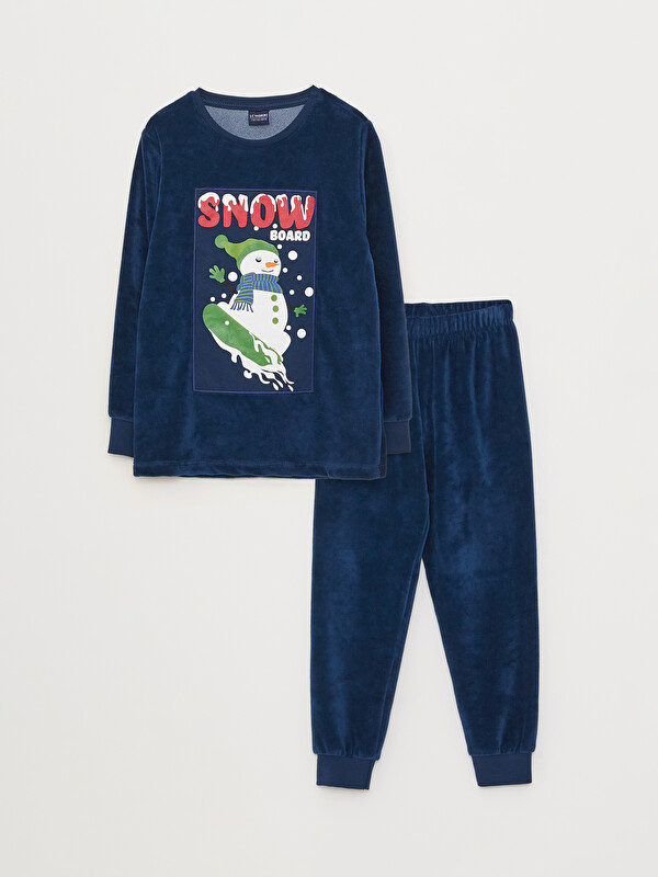 LCW Kids Set de pijama băieți din catifea cu guler rotund, brodat, mânecă lungă